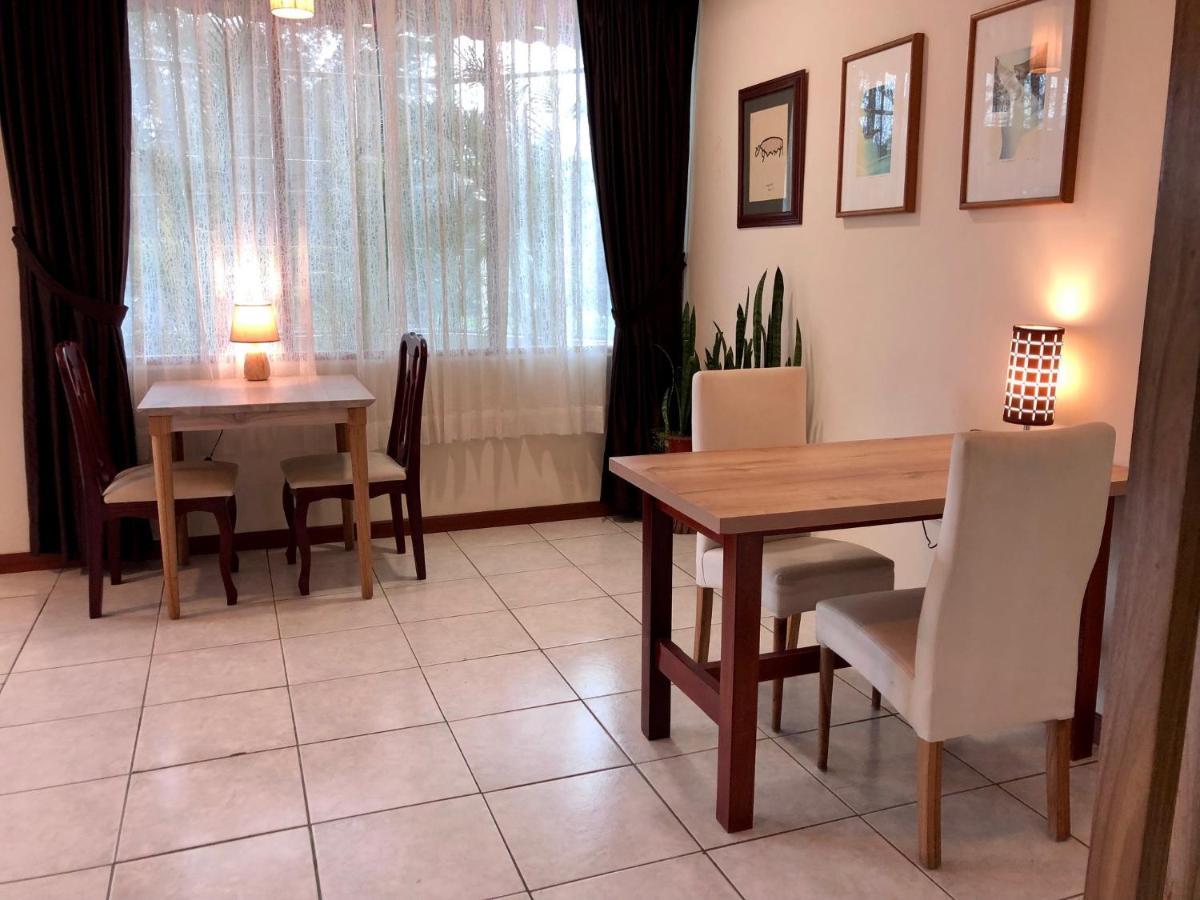 Хостел Quito Terrace Экстерьер фото