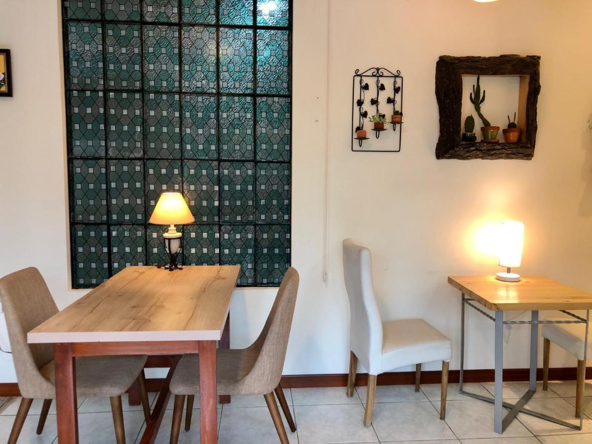 Хостел Quito Terrace Экстерьер фото