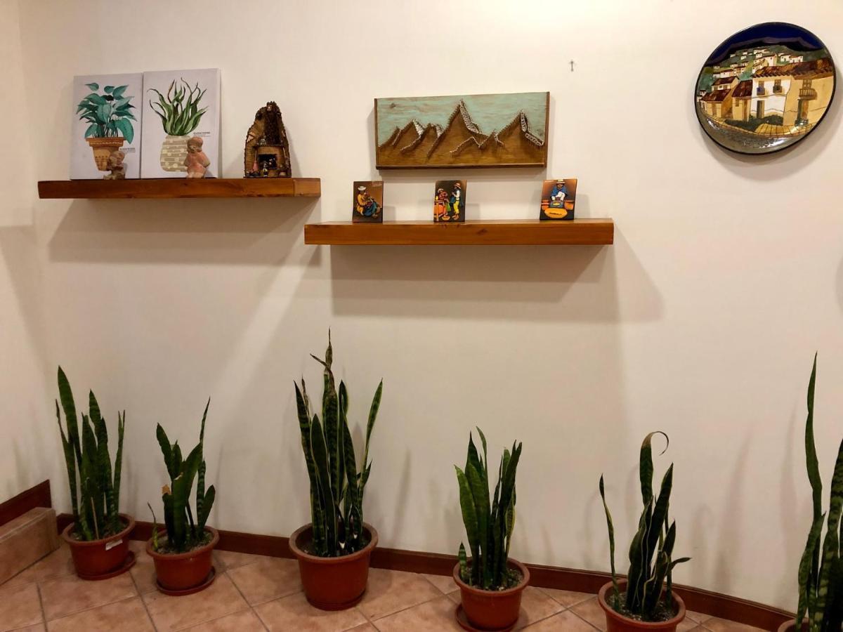 Хостел Quito Terrace Экстерьер фото
