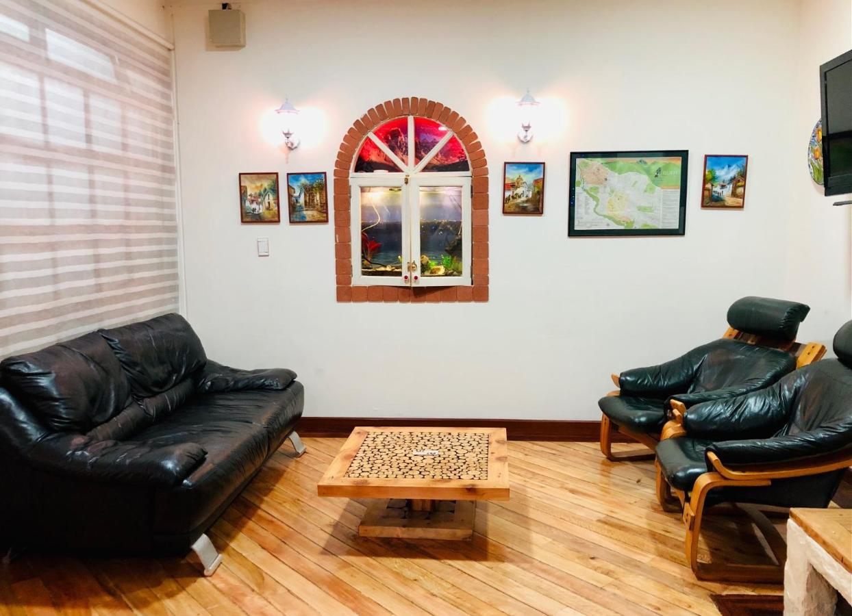 Хостел Quito Terrace Экстерьер фото