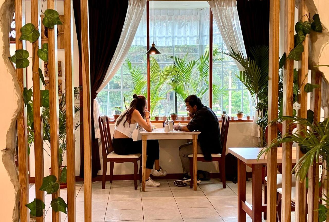 Хостел Quito Terrace Экстерьер фото
