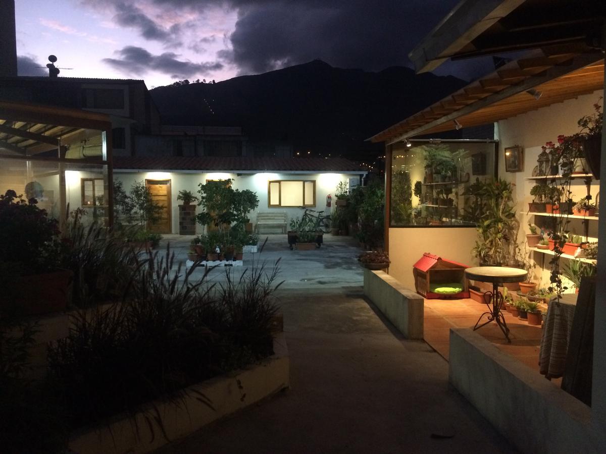 Хостел Quito Terrace Экстерьер фото
